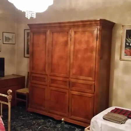 Alojamento de Acomodação e Pequeno-almoço Casa Gramsci Modena