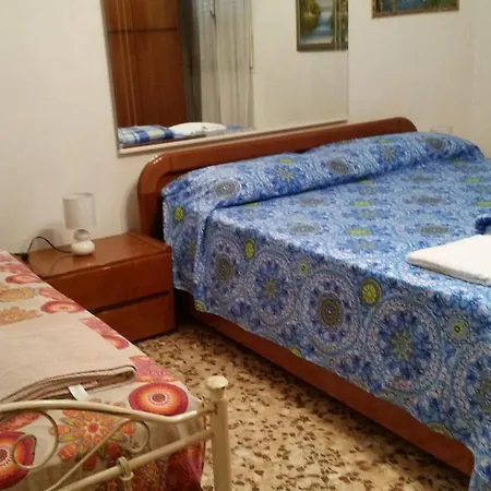 Casa Gramsci Alojamento de Acomodação e Pequeno-almoço *
