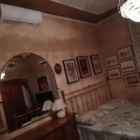 Casa Gramsci Alojamento de Acomodação e Pequeno-almoço Modena