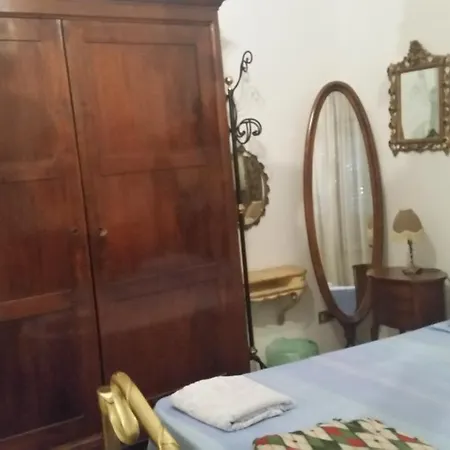 Nocleg ze śniadaniem Casa Gramsci *