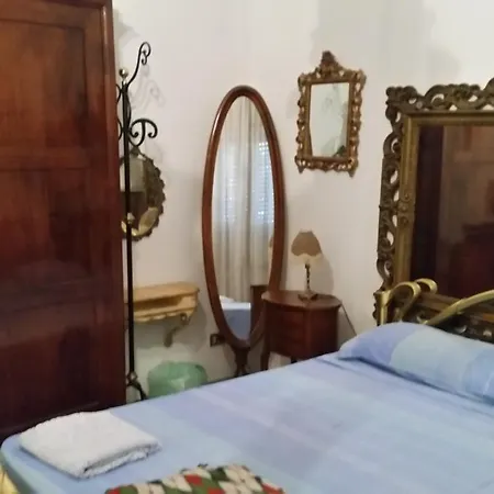 Casa Gramsci Bed & Breakfast