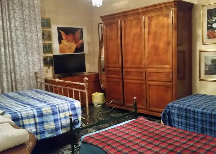 Casa Gramsci לינה וארוחת בוקר *