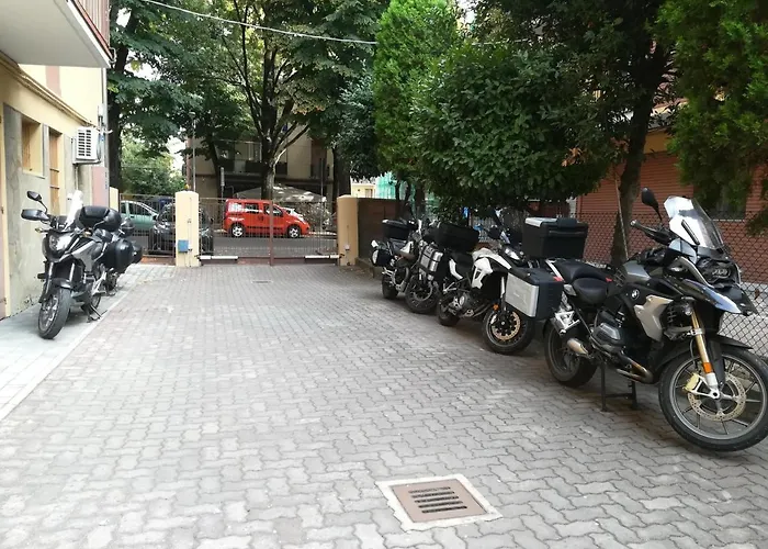 Casa Gramsci * Módena