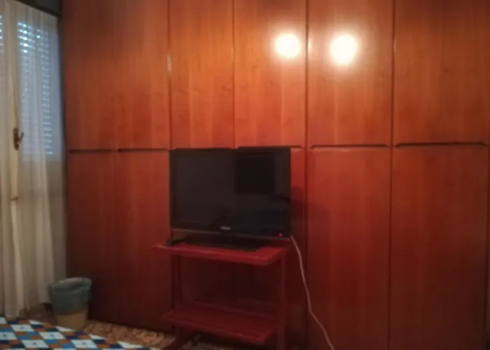 לינה וארוחת בוקר Casa Gramsci *